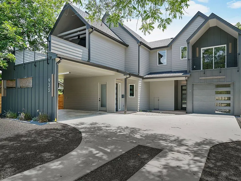 935 E 51st (#1, #2), Austin, TX 78751